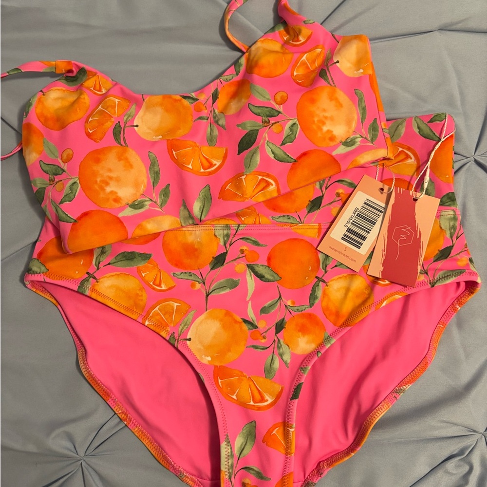 Top S/Bottom M—MavenThread Vibrant Pink and Orange Citrus Bikini